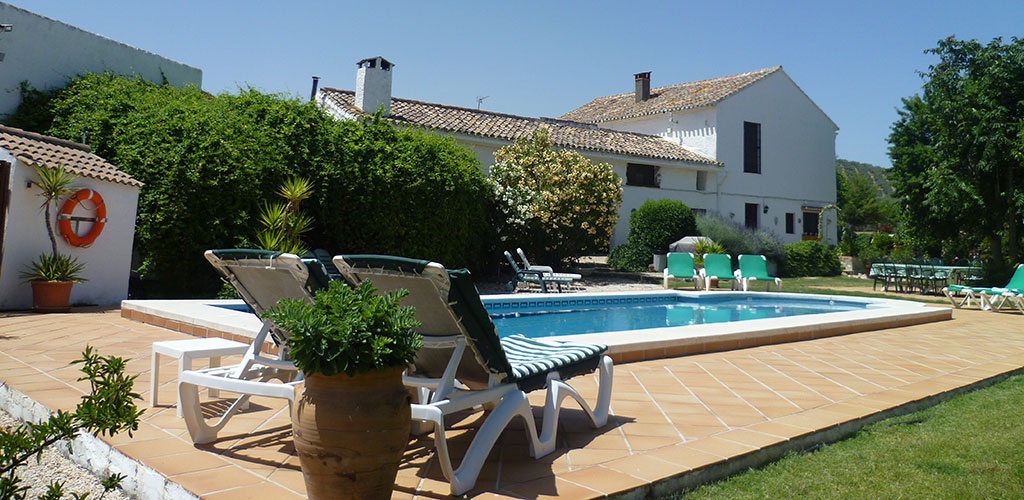 The Farmhouse Self-Catering Accommodation - Holiday homes for rent in Malaga